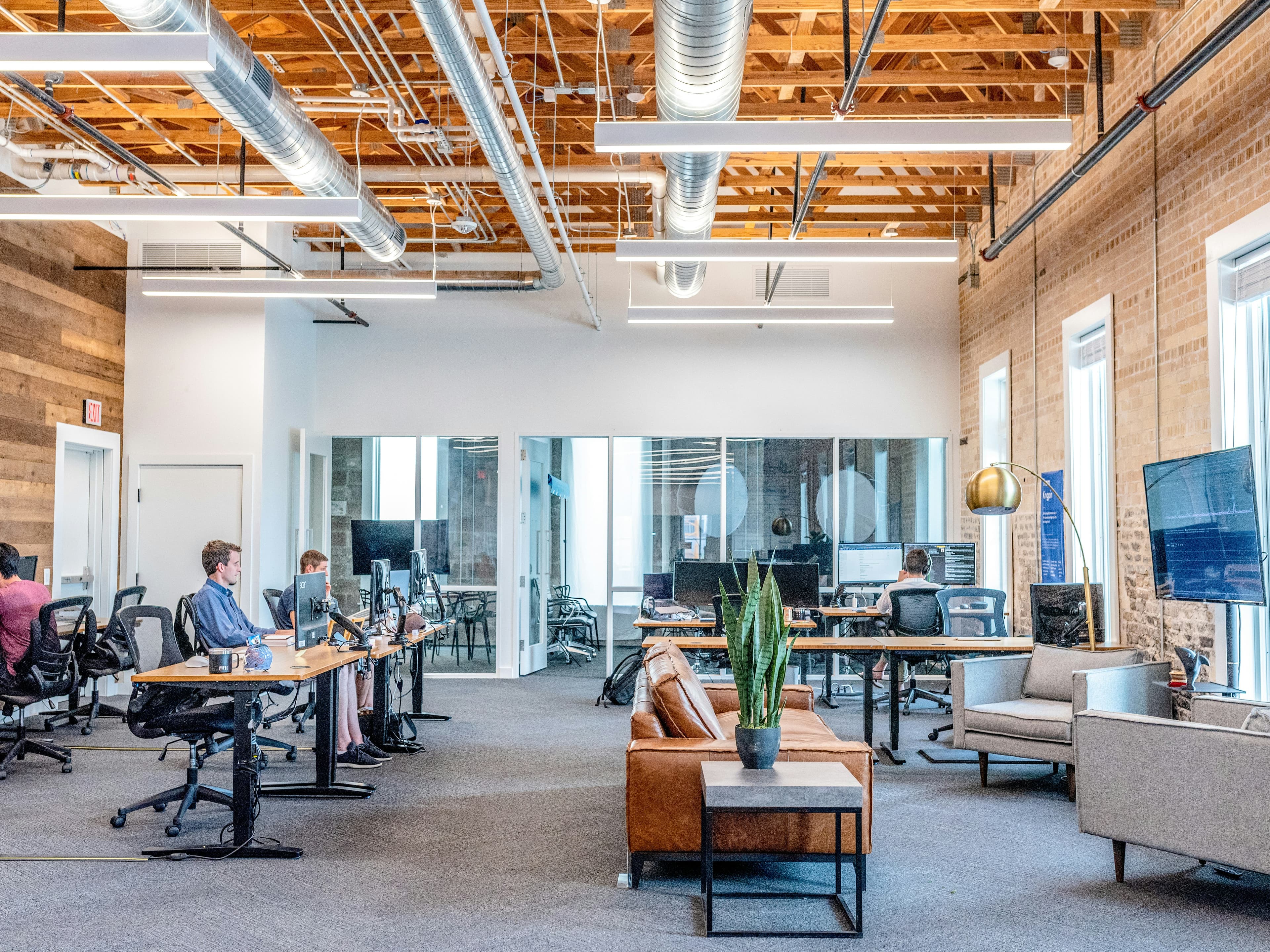 Advanced Sales Analytics: From Data Tracking to Predictive Revenue Growth